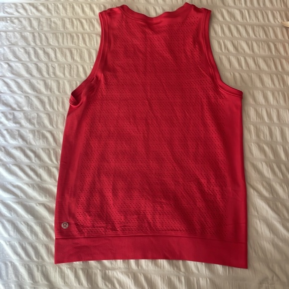 Pink Lululemon Tank lightly used - Picture 2 of 3